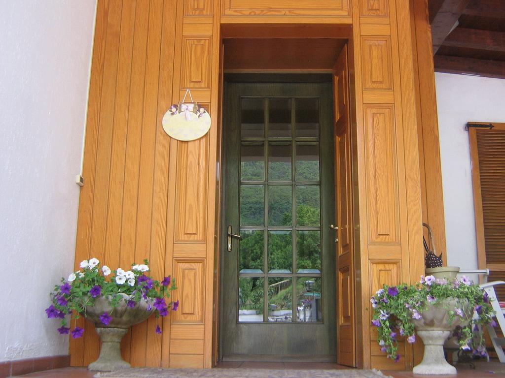 B&B Il Santo Pellegrino Adrara San Rocco Buitenkant foto