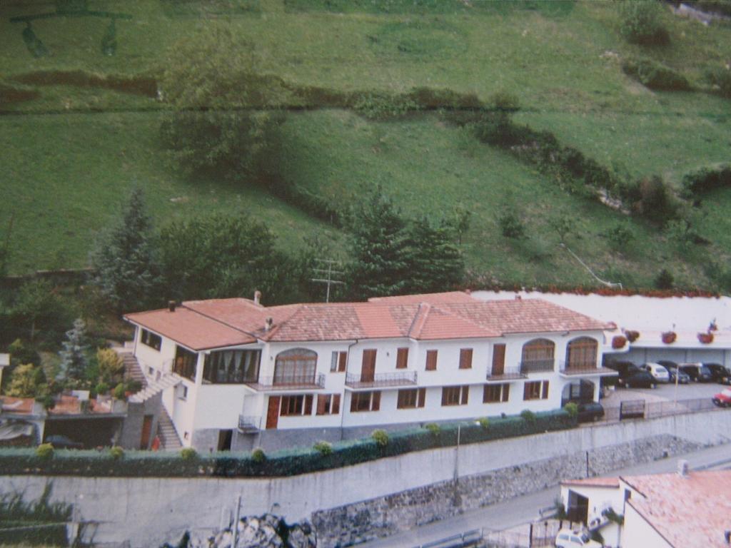 B&B Il Santo Pellegrino Adrara San Rocco Buitenkant foto