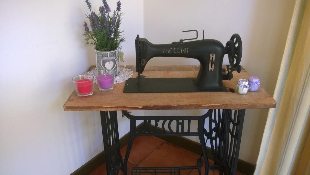 B&B Il Santo Pellegrino Adrara San Rocco Buitenkant foto