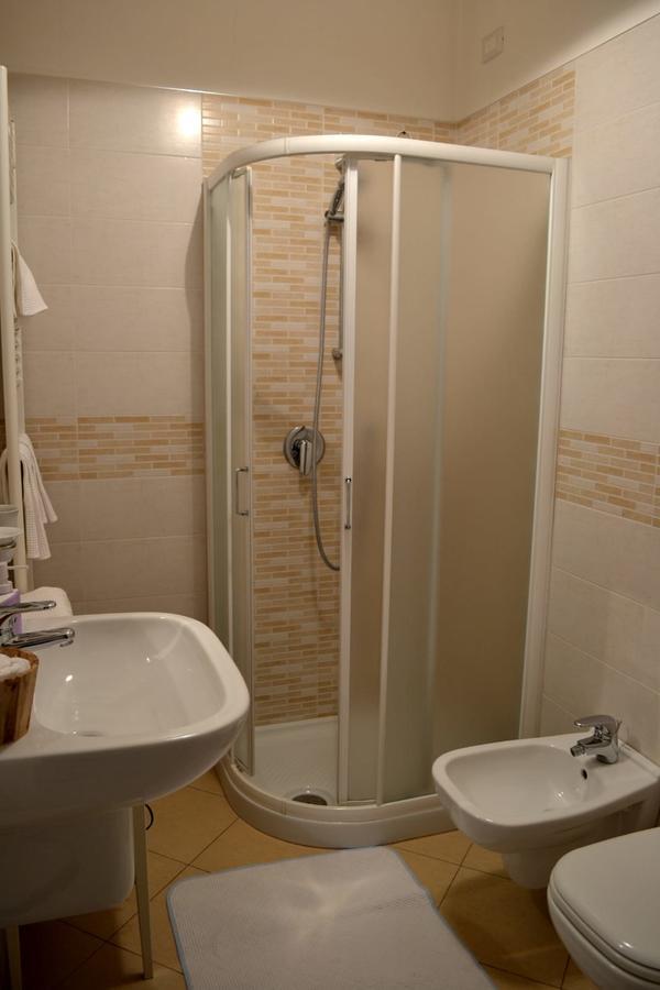B&B Il Santo Pellegrino Adrara San Rocco Buitenkant foto